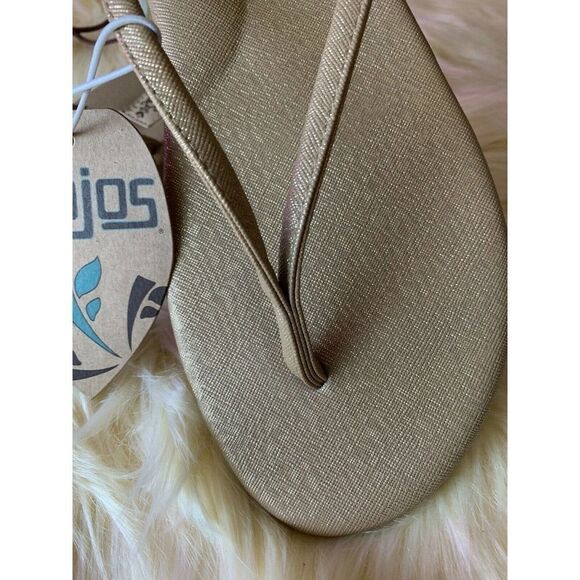 Flojos Gold Sparkle Flip flop Sandals - Picture 9 of 9